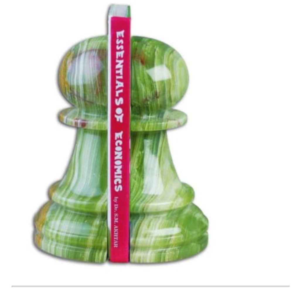 Chessmen Shape Book End