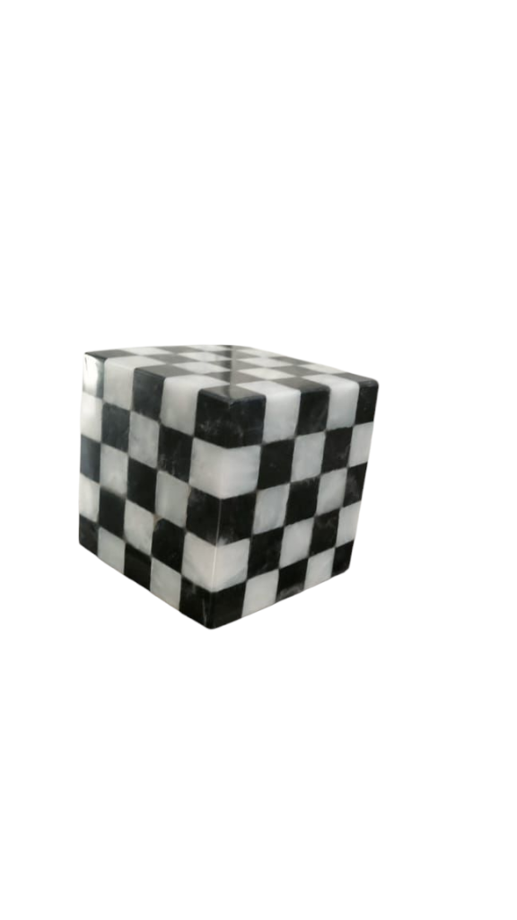 Cube 3 inches Black&White