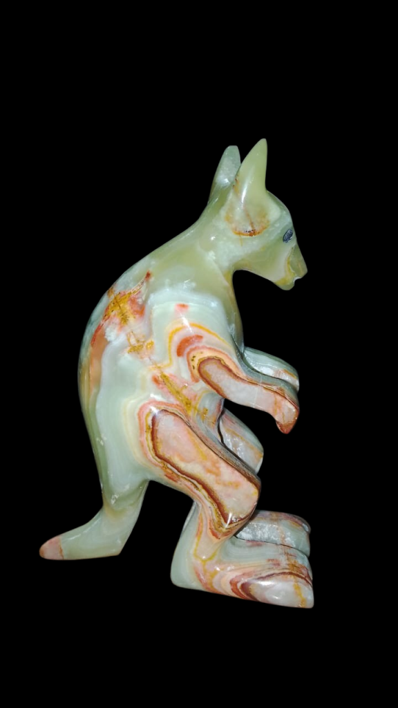 Onyx Kangaroo
